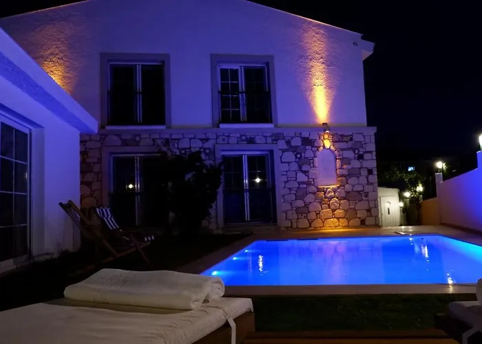 Kiva فندق مبيت وإفطار Çeşme